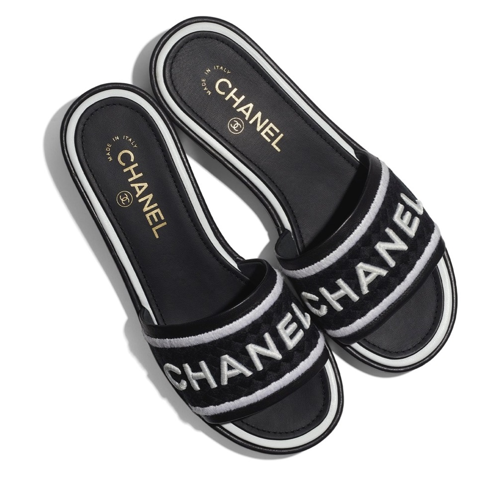 CHANEL Black and white embroidered slide sandals